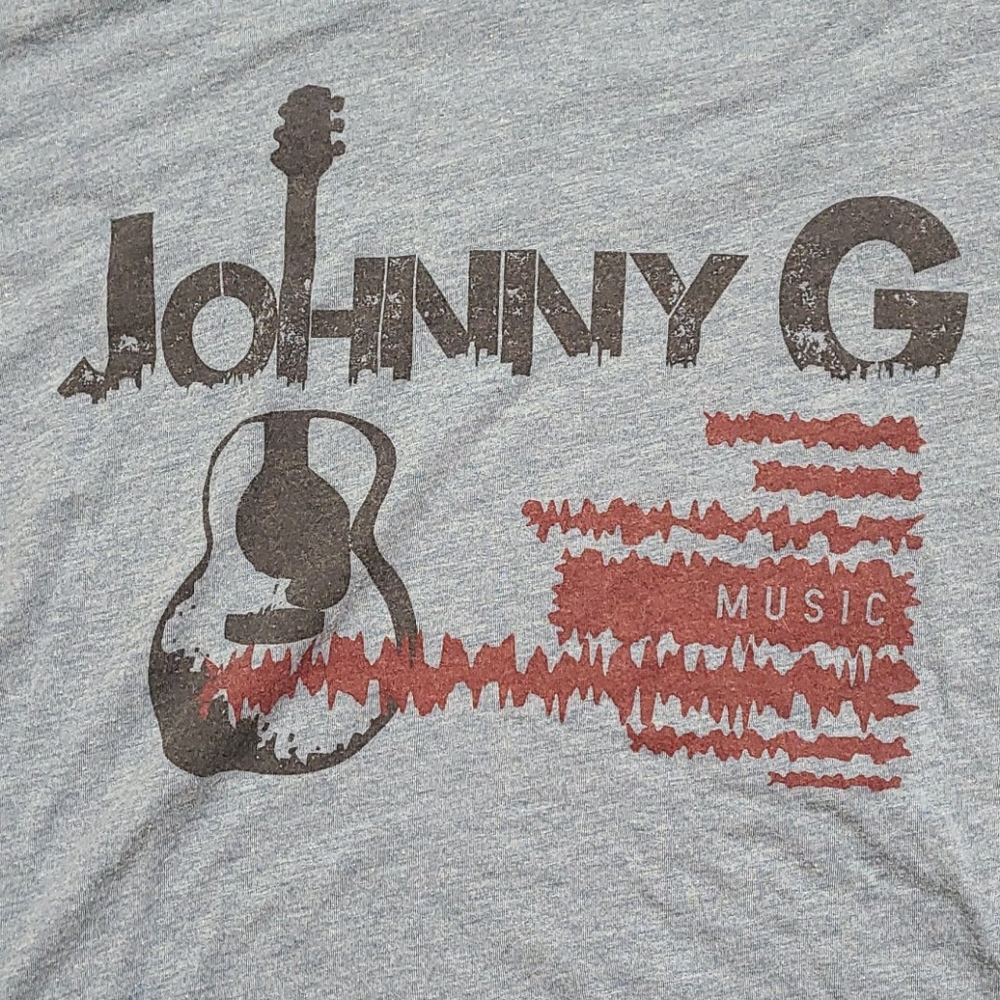 Soft graphic tee
